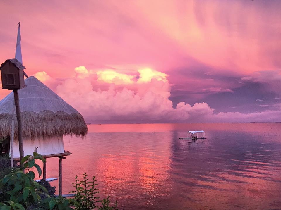 Birdland Beach Club Bolinao Exterior foto