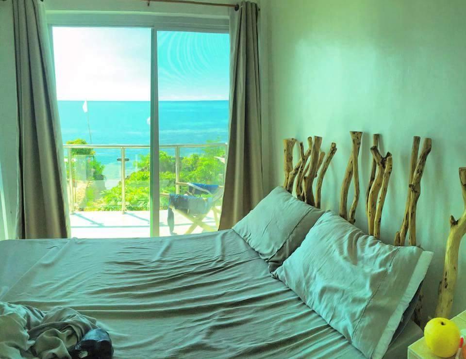 Birdland Beach Club Bolinao Exterior foto