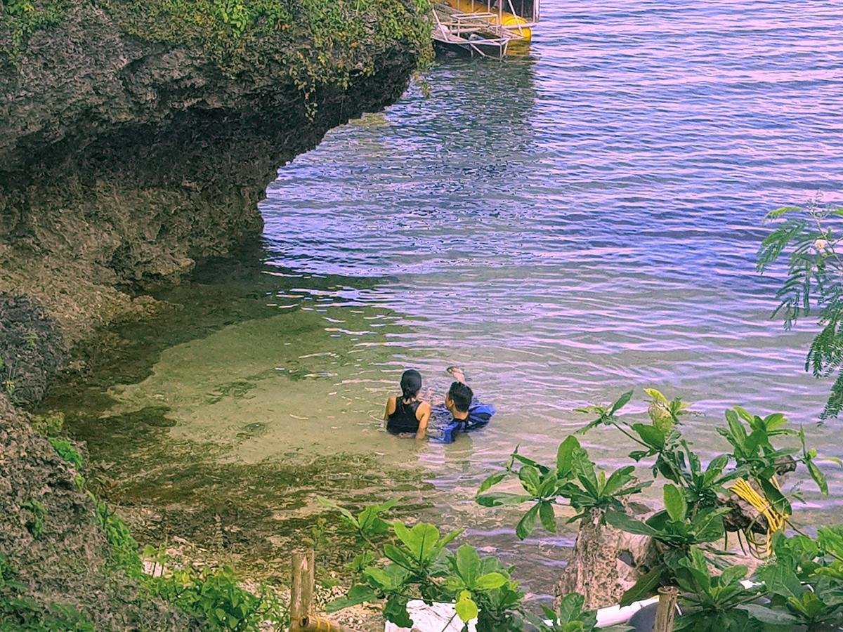 Birdland Beach Club Bolinao Exterior foto